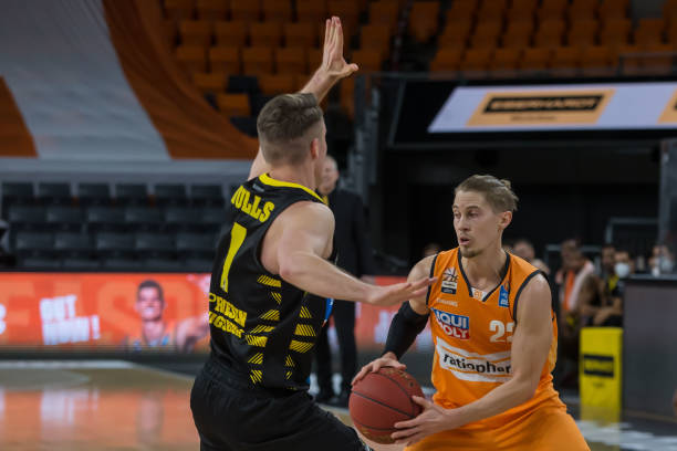 本赛季经历 本赛季经历