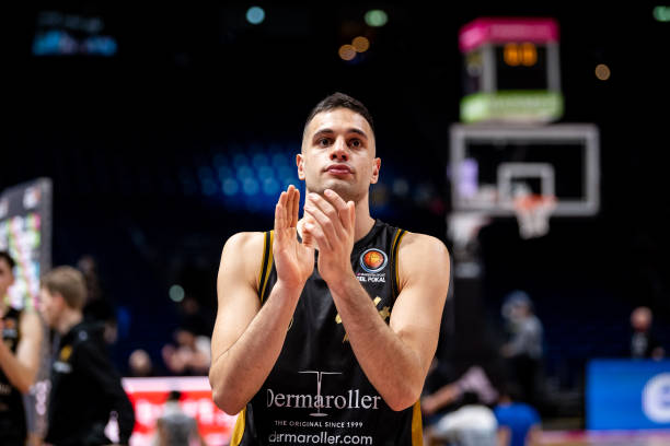 还需要坚韧 还需要坚韧